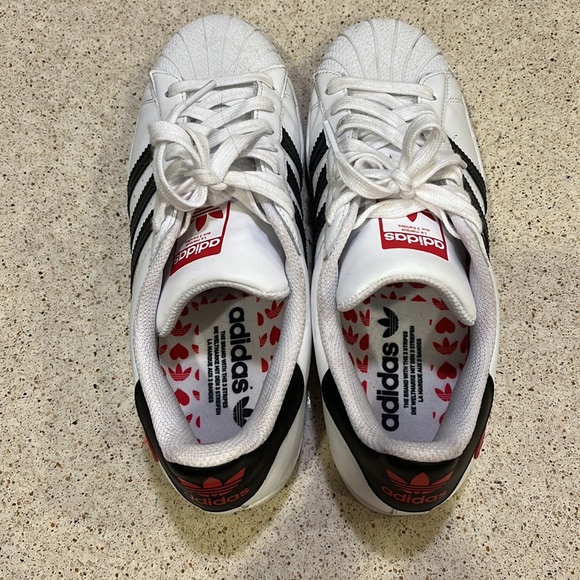 Adidas - Picture 3 of 5